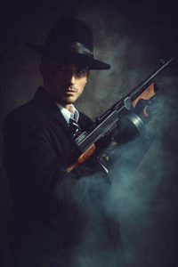 portrait-of-a-gangster-with-tommy-gun