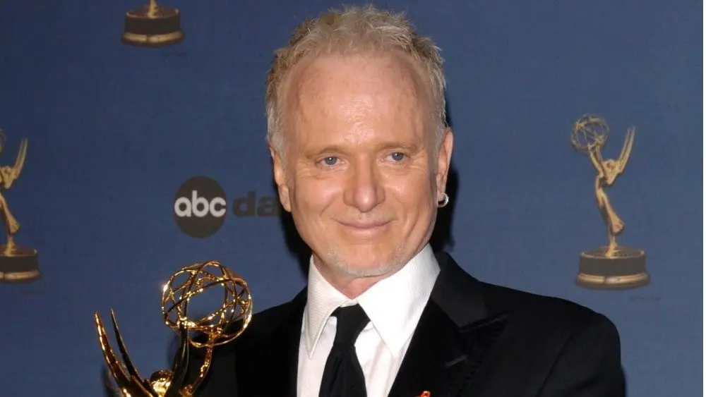 shutterstock_140213368-1140454 Anthony Geary in the press room at The 33rd Annual Daytime Emmy Awards at Kodak Theatre on April 28^ 2006 in Hollywood^ CA.
