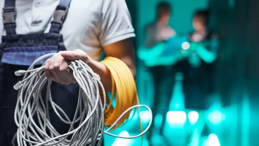 network-maintenance-worker