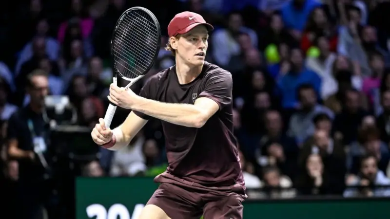 Final between Jannik Sinner and Felix Auger-Aliassime during the Rolex Paris Masters 1000 ATP tennis tournament at the La Defense Arena on November 2^ 2025 in Paris^ France.