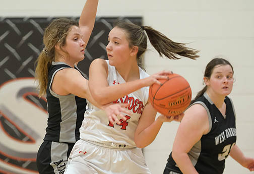 CRB, SCC and Paton Churdan Girls Win Tuesday, AWV, ESC, Carroll and Kuemper Lost - Vimarsana News