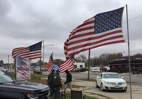 Carroll American Legion Memorial Day Parade Is Back In 2021 But Volunteers Are Needed For Flag Displays Cbc Online Carroll Broadcasting