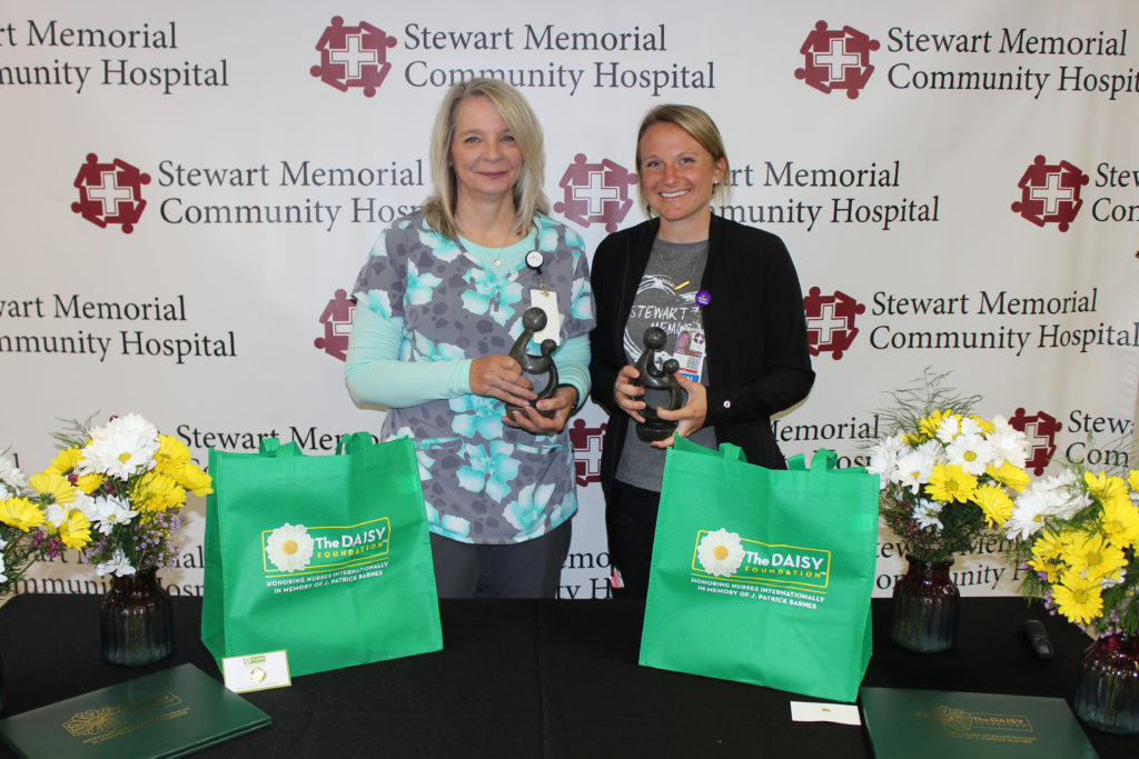 Four SMCH And McCrary Rost Clinic Nurses Were Presented The DAISY Award - Vimarsana News