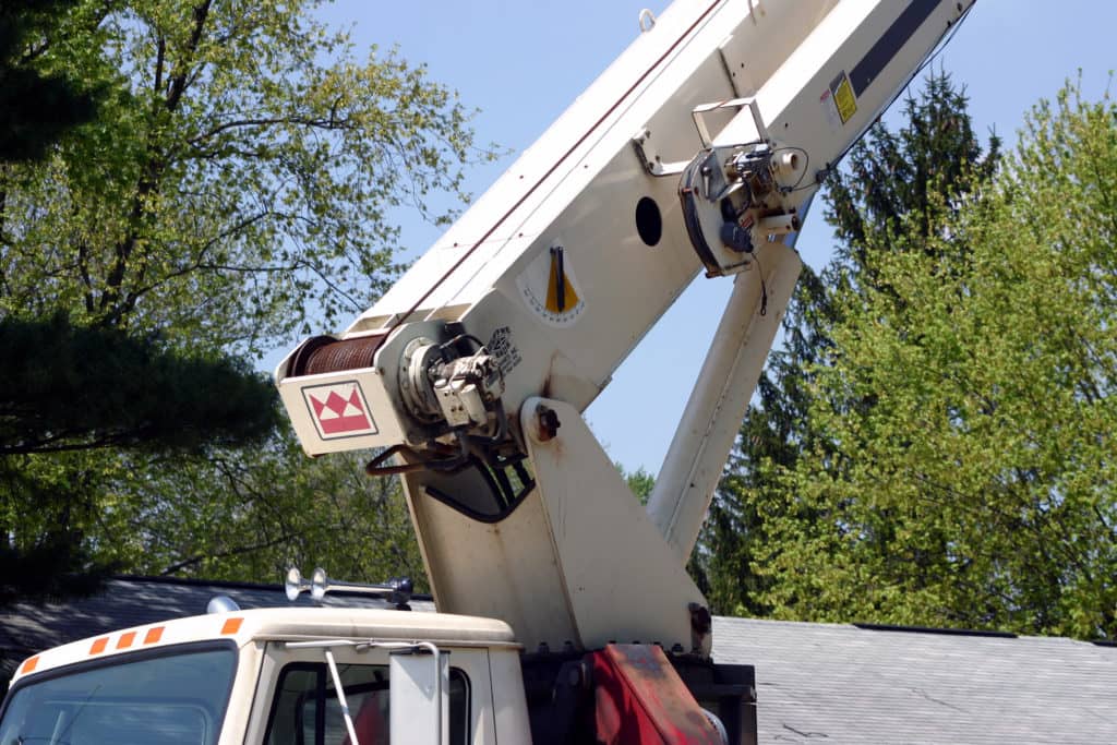 MidAmerican Energy Dispatches Crews To Assist With Hurricane Ian Recovery - Vimarsana News