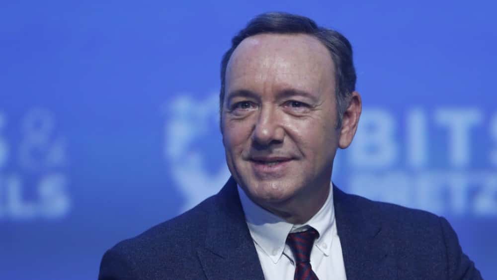 Months After Sexual Misconduct Allegations, Kevin Spacey Will Return To Theaters In “Billionaire Boys Club” Months After Sexual Misconduct Allegations, Kevin Spacey Will Return To Theaters In “Billionaire Boys Club”