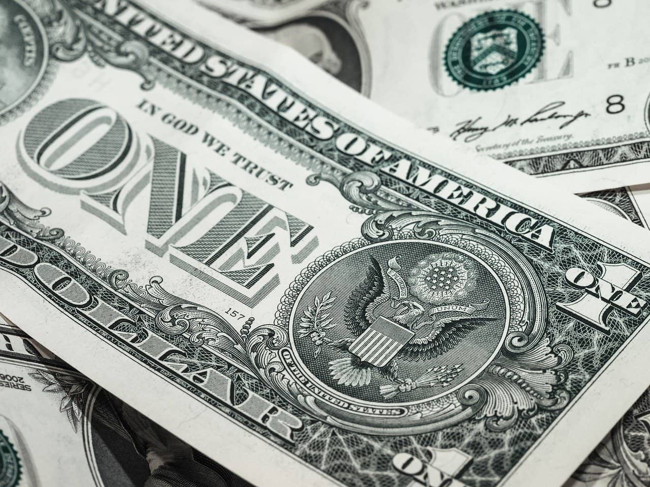 bank-notes-941246_1280-jpg