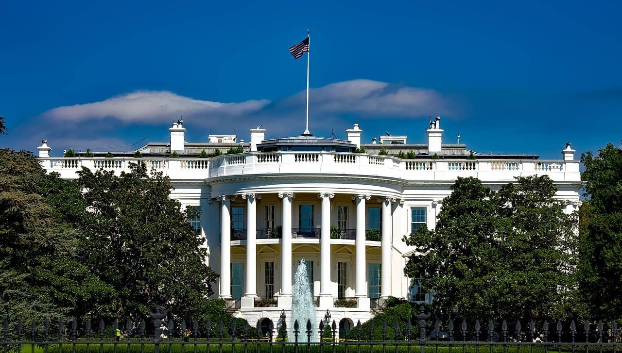 the-white-house-1623005_1280-jpg