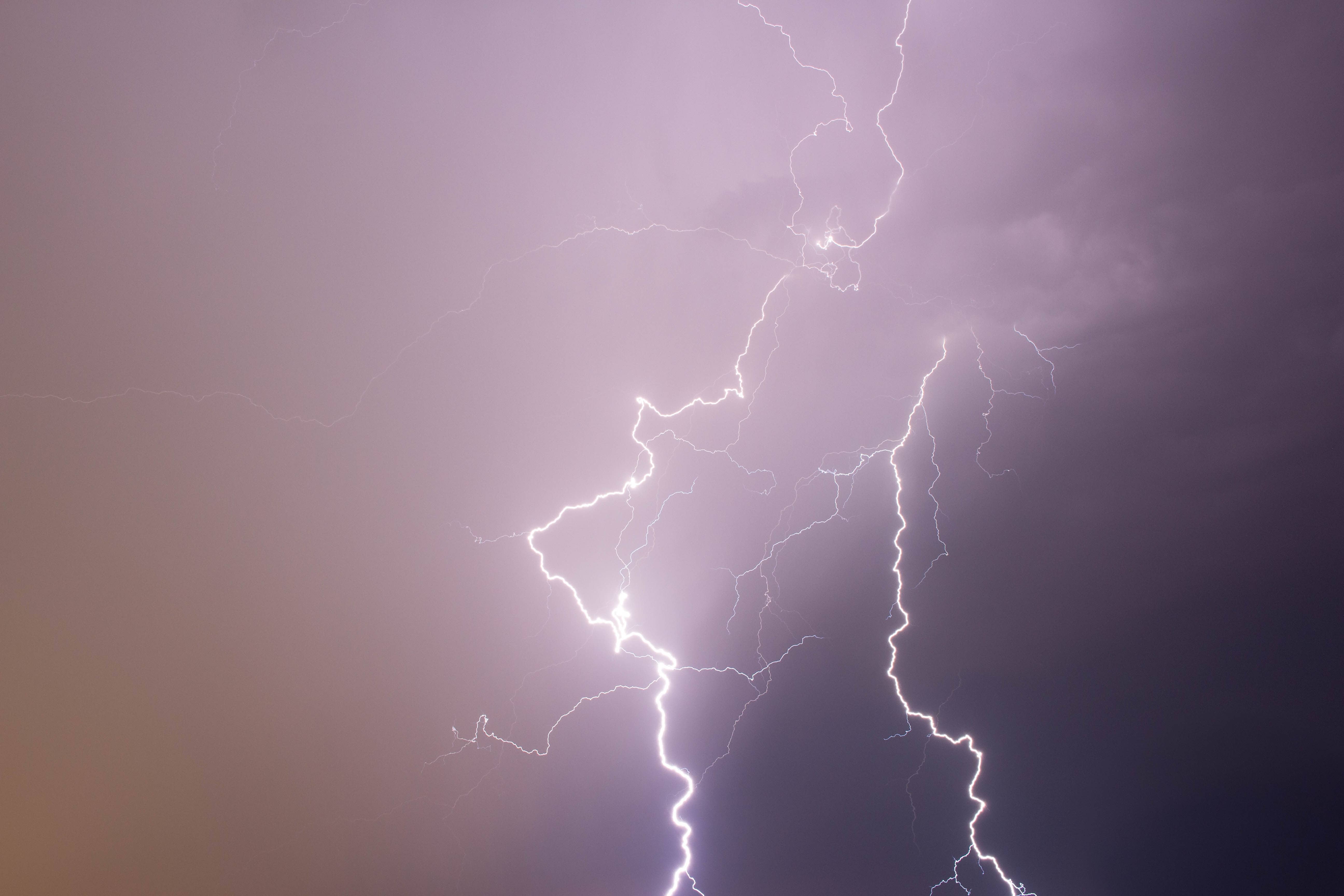 elijah-hiett-xluuca1nga4-unsplash-jpg