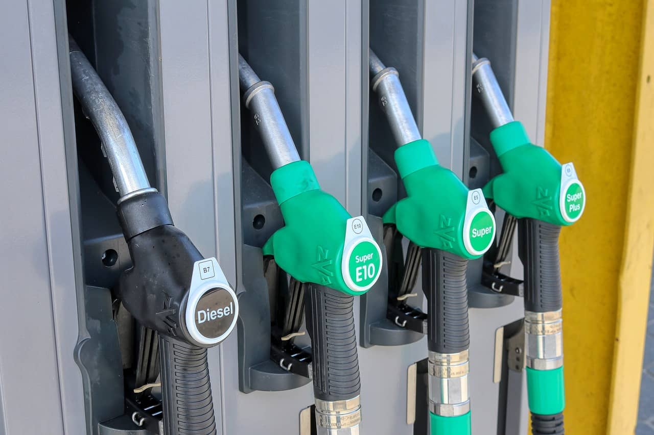 gas-station-4978824_1280-jpg-5