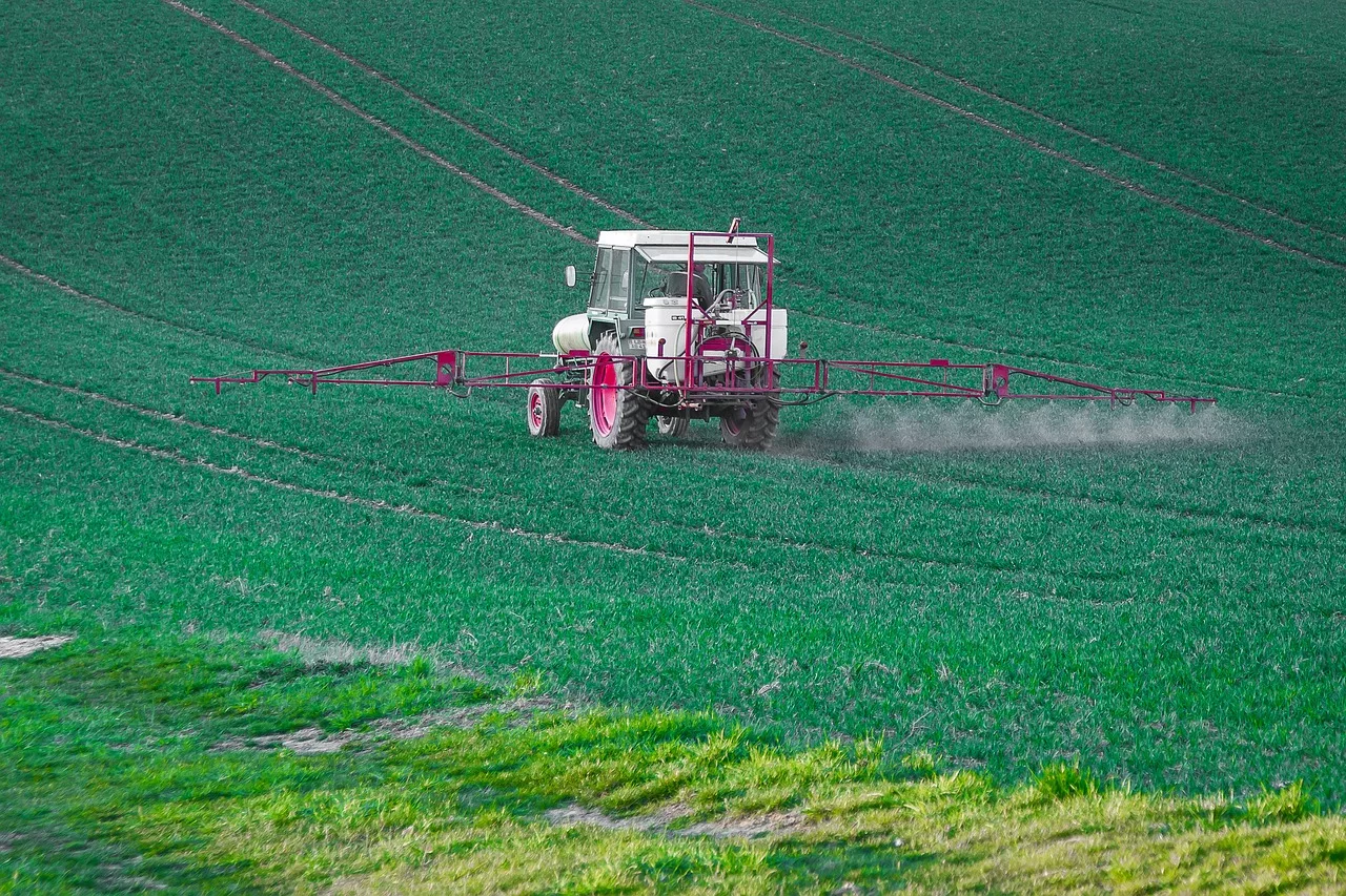 pesticide-g8d780dc34_1280-jpg