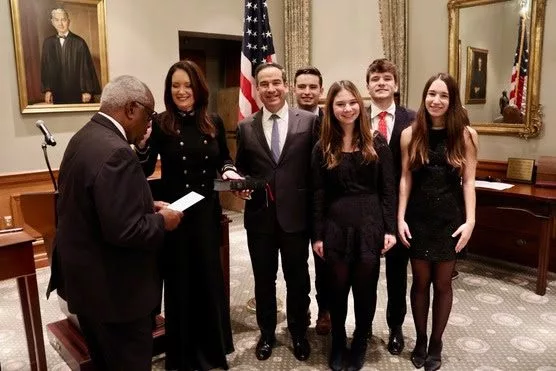 rollins-sworn-in