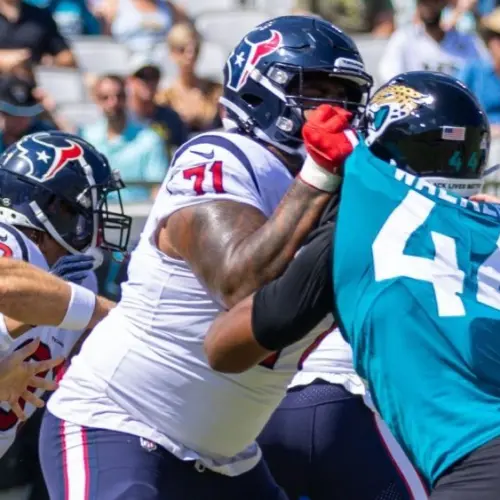 #71 TYTUS HOWARD # 44 TRAVON WALKER at HOUSTON TEXANS VS JACKSONVILLE JAGUARS OCTOBER 9^ 2022 at TIAA BANK FIELD JACKSONVILLE FLORIDA D'Avril Grant