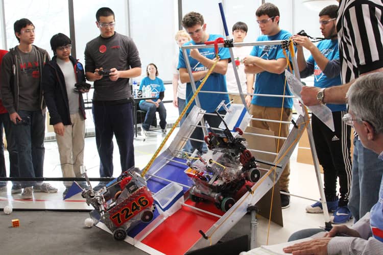 High School Robotics Competition: A Passion For Creating - Greenwich ...