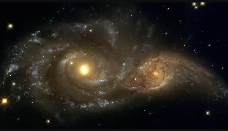 galaxies-merging-black-holes