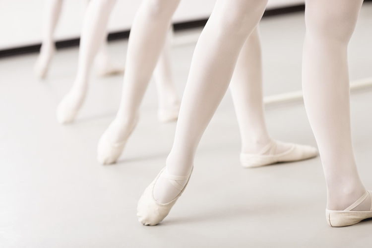 ballet-dancers-feet