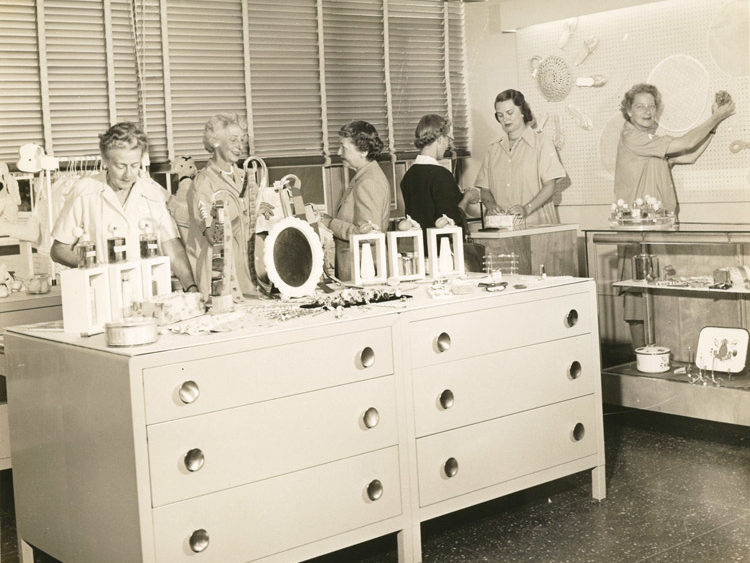 greenwich-hospital-gift-shop-1965-fi