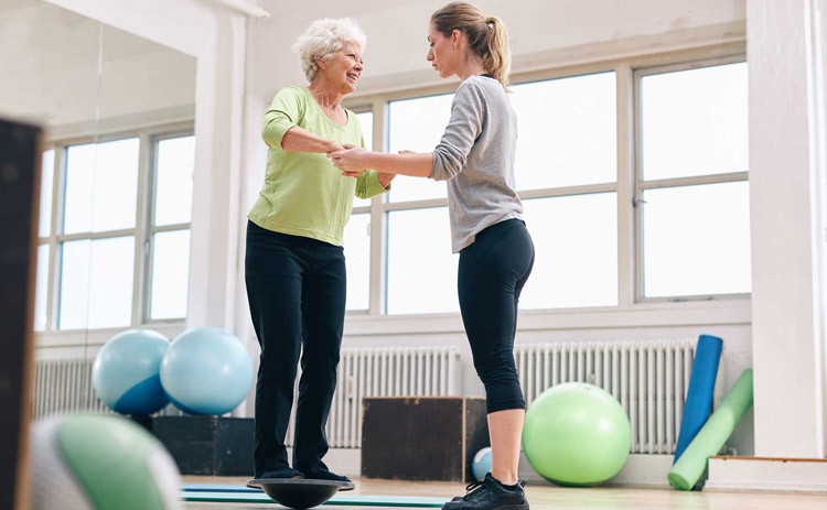 preventing-recovering-falls-seniors-physical-therapy
