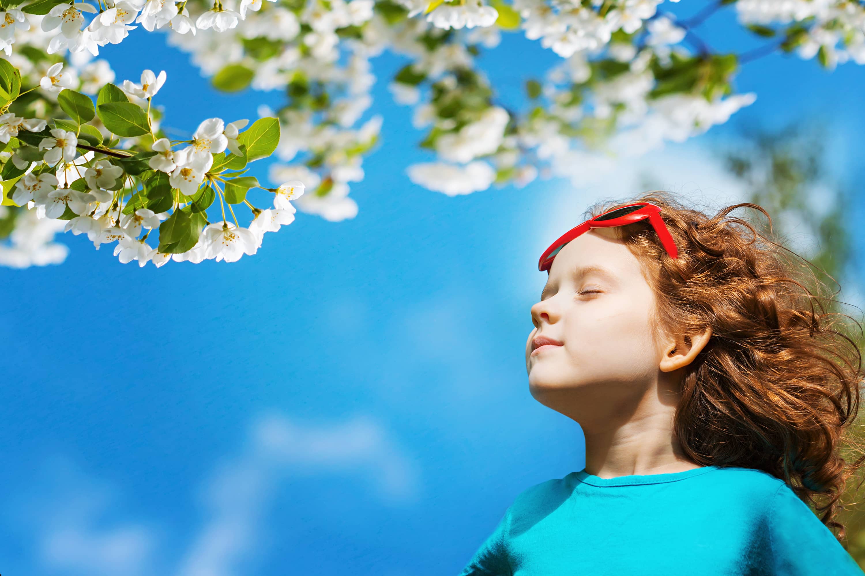 littlegirlclosedhereyesandbreathesthefreshair