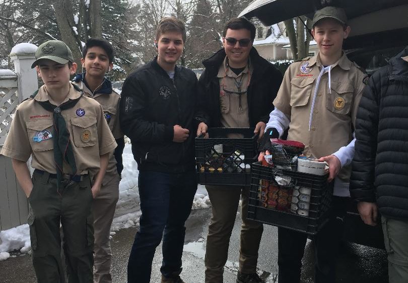 greenwich-council-bsa-scouting-for-food-drive-scout-scout-troop-with-crates
