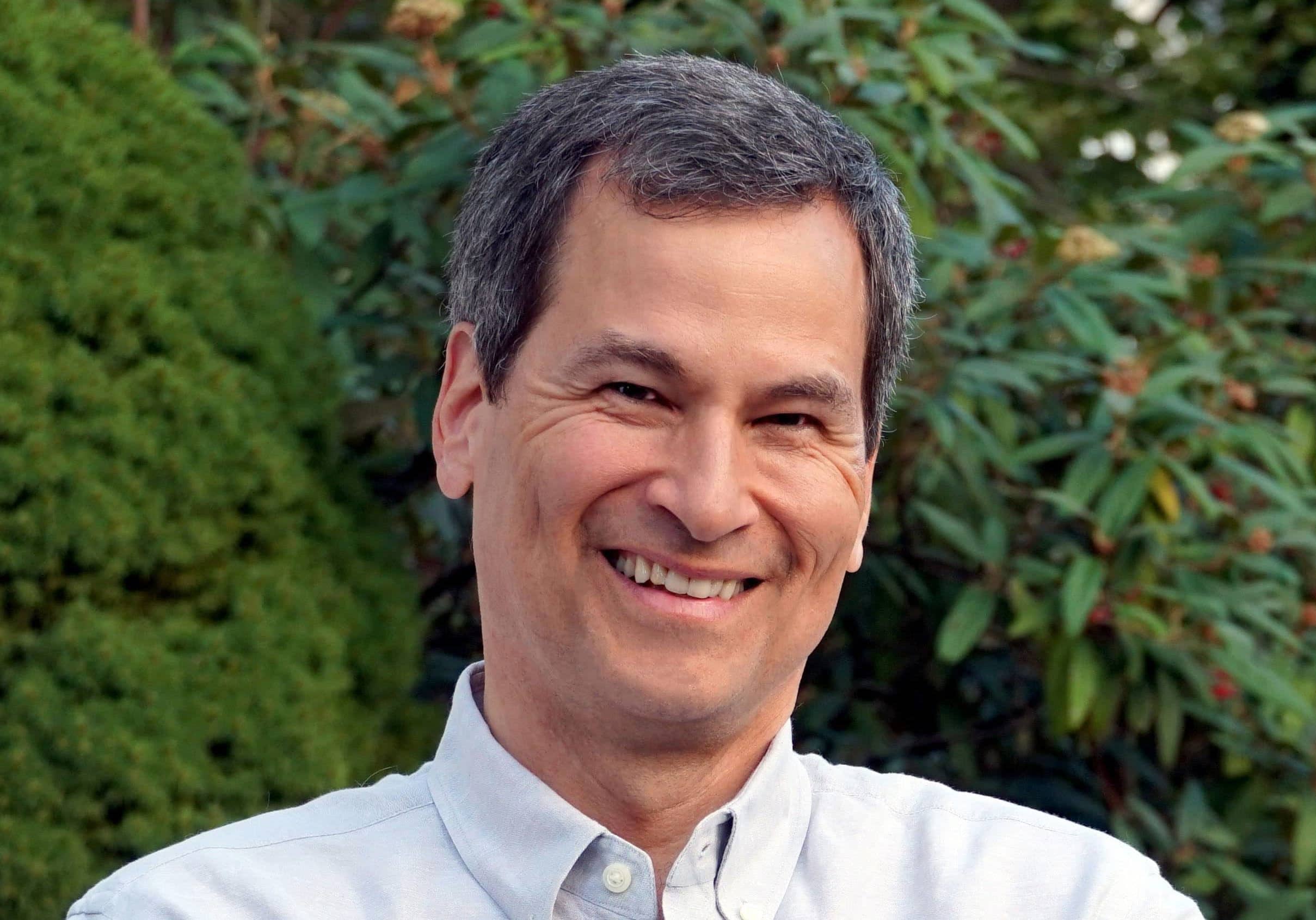 1-pogue-headshot1
