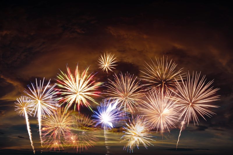 fireworksineveningskyduringcelebrationfornewyearor-2