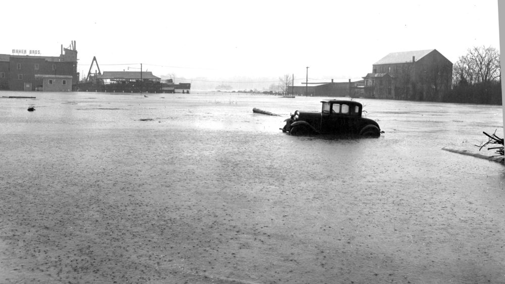 1-1938-hurricane-arch-st-flood-bw-3