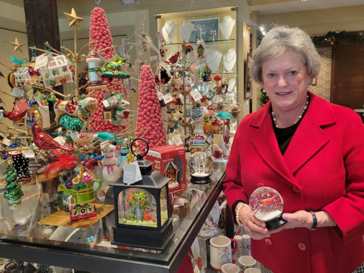 barbara-johann-historical-society-museum-store-with-snow-globe