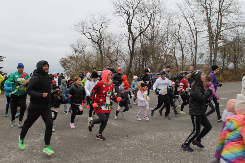 YMCA, Greenwich Road Runners hosting Holiday Fun Run Greenwich Sentinel