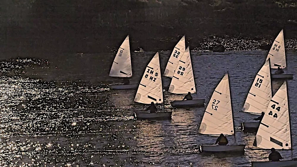 winter-frostbite-sailing