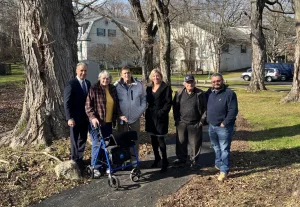 parsonage-cottage-walking-path-fi