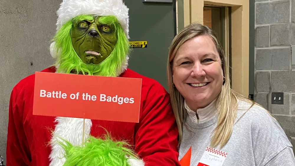 stephanie-dunn-ashley-and-grinch-fi