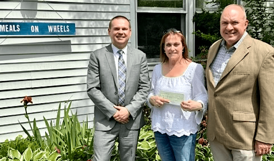 meals-on-wheels-grant-from-first-county-bank