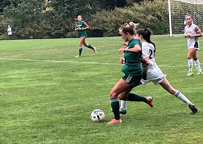 sacred-heart-and-greenwich-academy-soccer