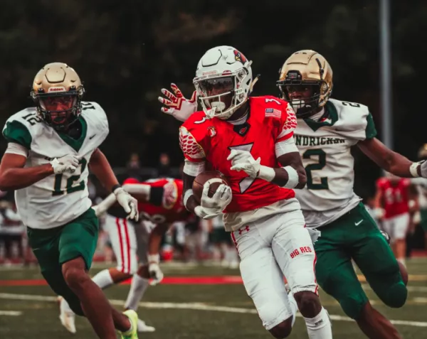 greenwich-high-cardinals-football