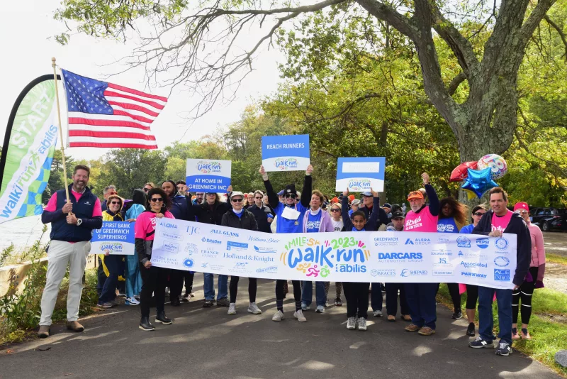 walkrun-for-abilis-group-photo-2