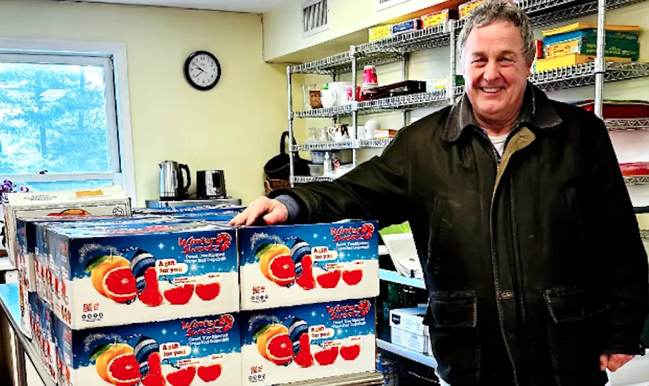lions-club-donates-fresh-grapefruit-to-meals-on-wheels