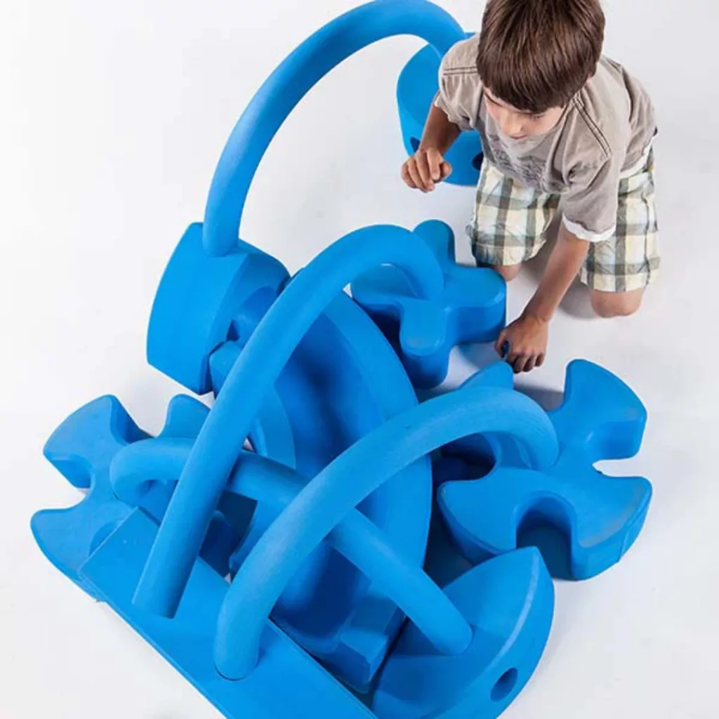science-solvers_-imagination-playground-sculptures