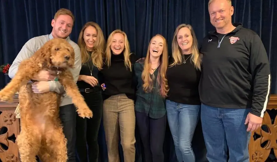 joe-kelly-with-family
