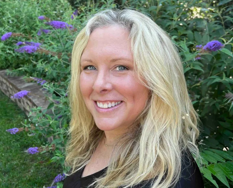 laura-sullivan-heneghan