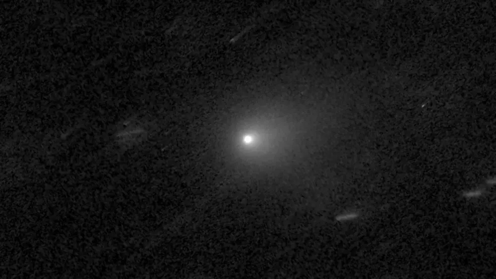 3i-atlas_hubble_2025-07-21_4-frame_median_stack-2