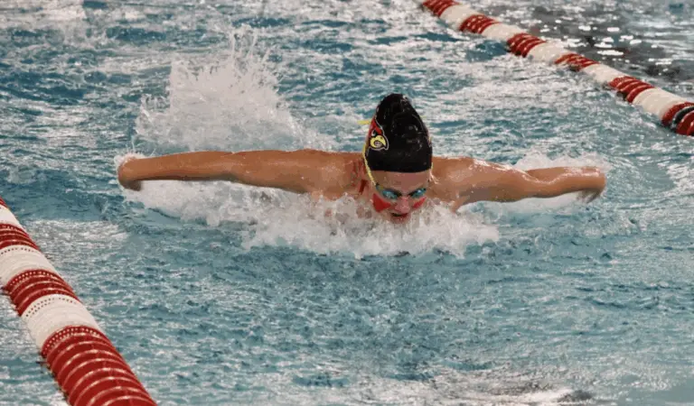 greenwich-high-varsity-girls-swim