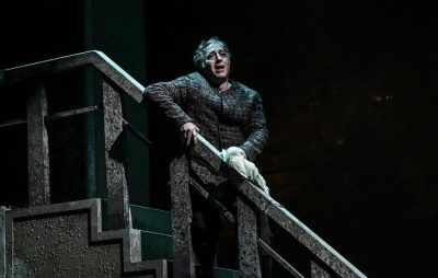 labor-in-opera