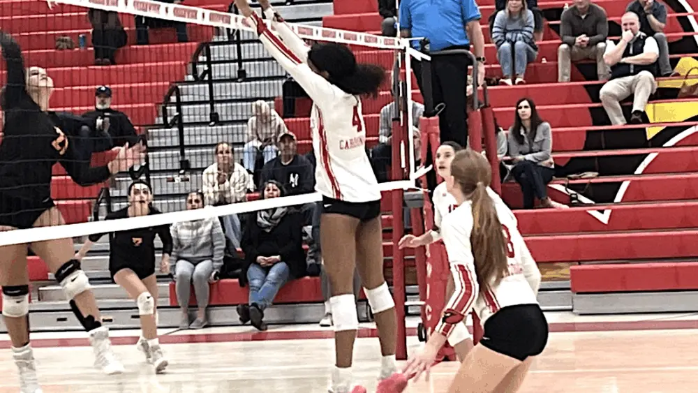 cardinals-volleyball-sweeps-ridgefield