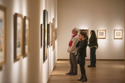 bruce_socials_people_looking_at_art-original