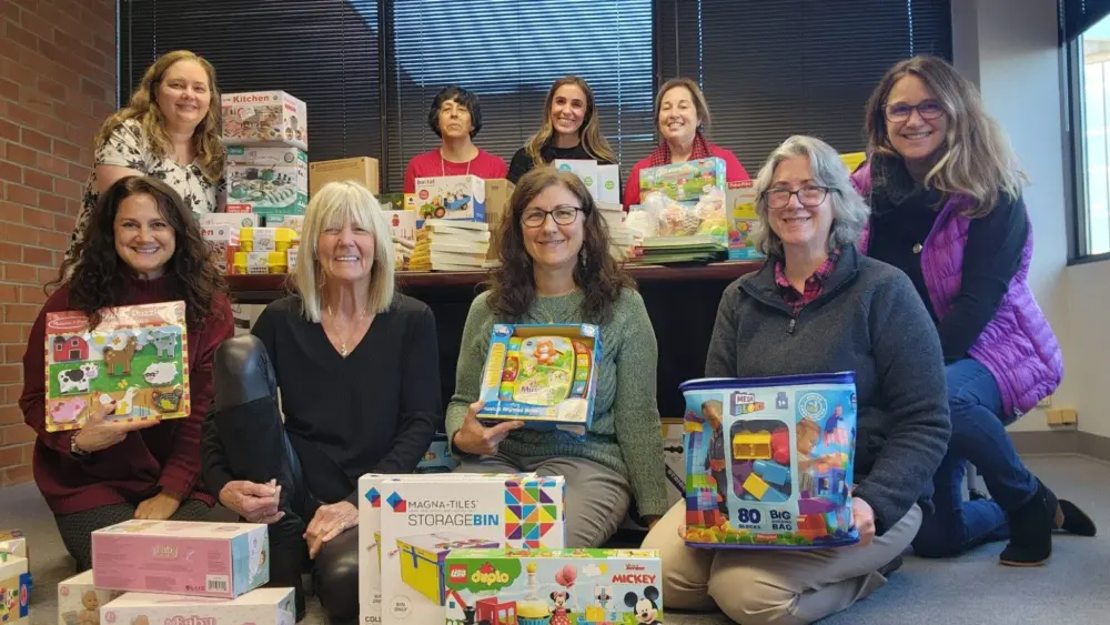 abilis-holiday-gift-drive