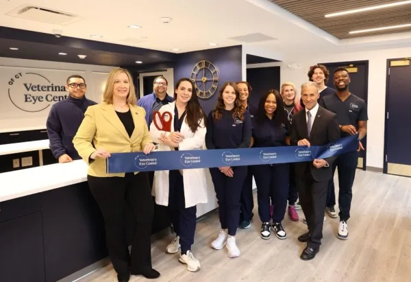 veterinary-eye-center-opens-in-greenwich