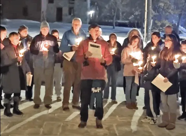interfaith-candlelight-vigil-of-peace-2