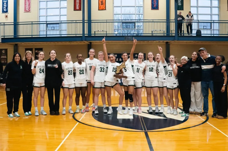sacred-heart-varsity-basketball