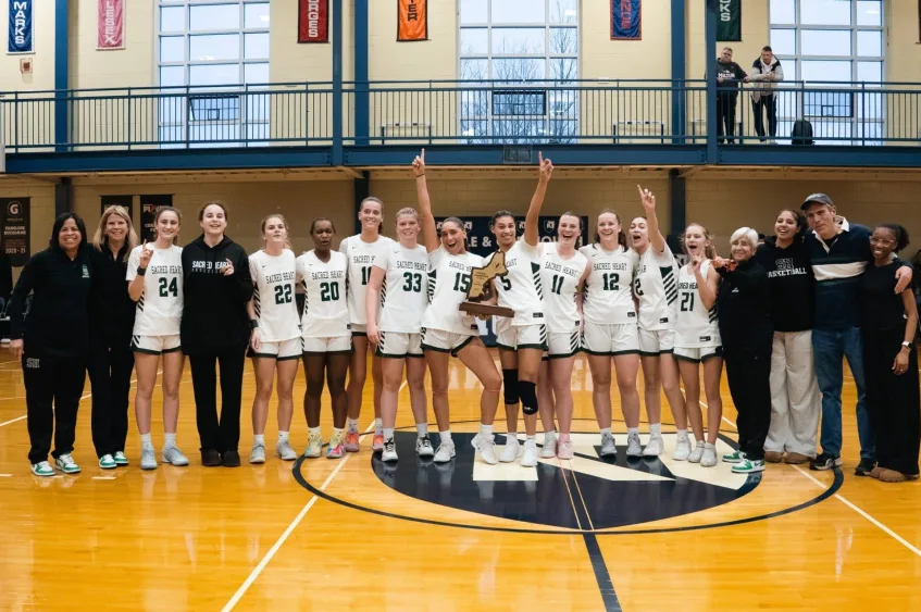 sacred-heart-varsity-basketball
