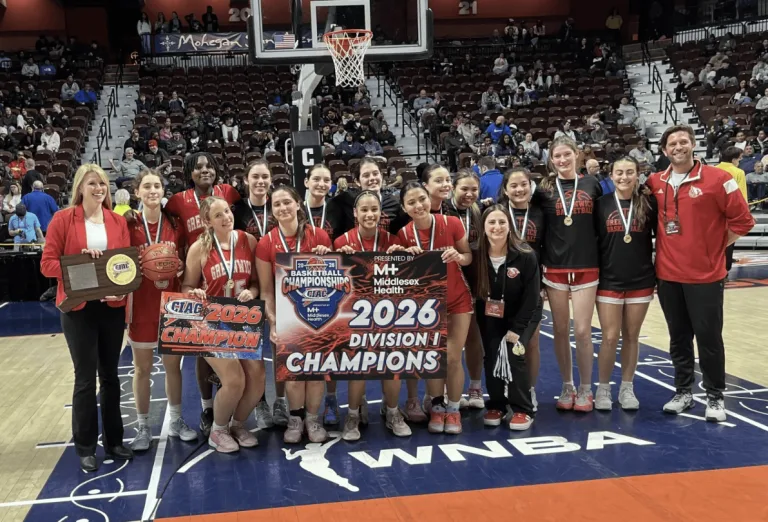 greenwich-girls-capture-historic-state-title